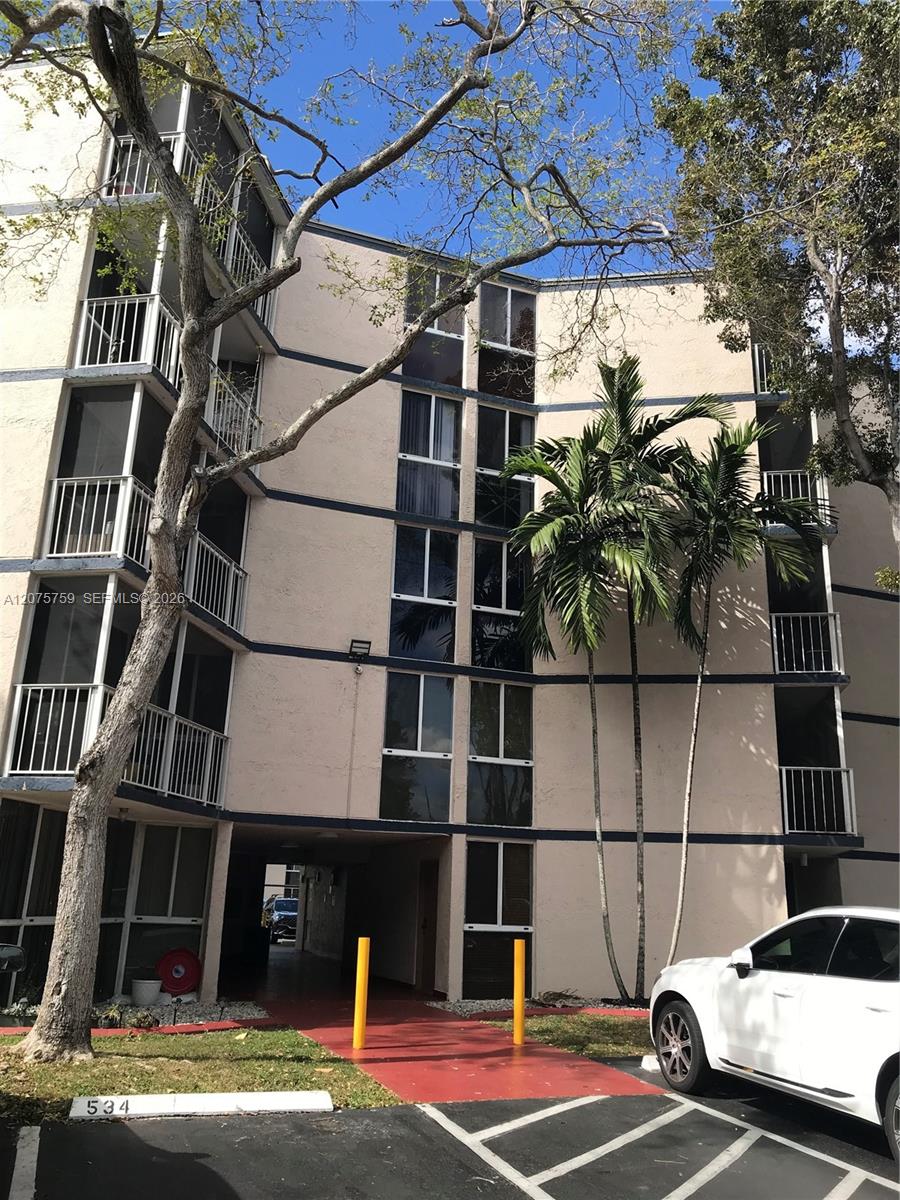 6955 NW 186th St #F310 - 6955 NW 186th St #F310, Hialeah, FL 33015 Luxury Property | Jose Angel Pina