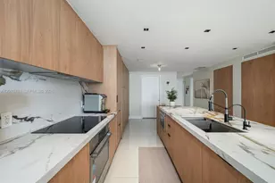 650 NE 32nd St, Miami, FL 33137 - Photo 7