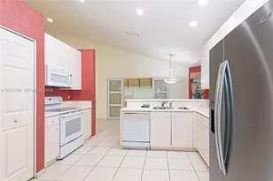 7367 Sterling Falls Ln, Boynton Beach, FL 33437 - Photo 7