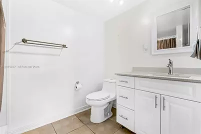 6049 W 14th Ct, Hialeah, FL 33012 - Photo 19