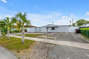 6049 W 14th Ct, Hialeah, FL 33012 - Photo 35