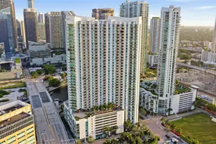 350 S Miami Ave, Miami, FL 33130 - Photo 25