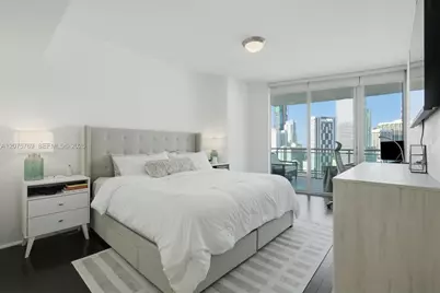 350 S Miami Ave #2601, Miami, FL 33130 - Photo 9