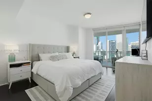 350 S Miami Ave, Miami, FL 33130 - Photo 9
