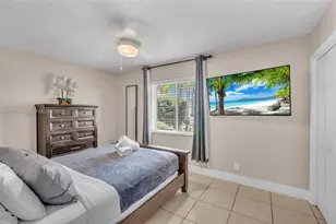 907 NE 5th St, Hallandale Beach, FL 33009 - Photo 7