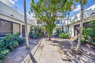 2000 Monroe St, Hollywood, FL 33020 - Photo 1