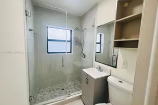 2000 Monroe St, Hollywood, FL 33020 - Photo 13