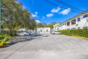 2000 Monroe St, Hollywood, FL 33020 - Photo 17
