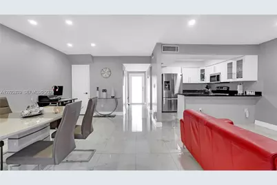 7025 W 3rd Ct, Hialeah, FL 33014 - Photo 9