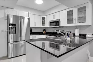 7025 W 3rd Ct, Hialeah, FL 33014 - Photo 5