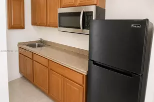 633 Mokena Dr, Miami Springs, FL 33166 - Photo 3