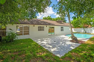 7389 NW 48th Pl, Lauderhill, FL 33319 - Photo 33