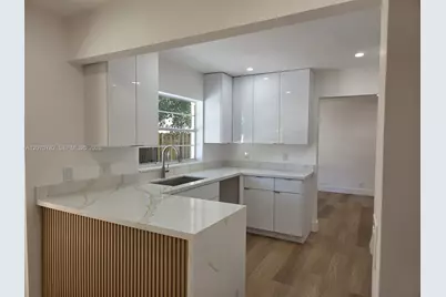 7389 NW 48th Pl, Lauderhill, FL 33319 - Photo 5