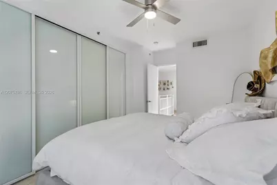 204 Washington Ave #13, Miami Beach, FL 33139 - Photo 17