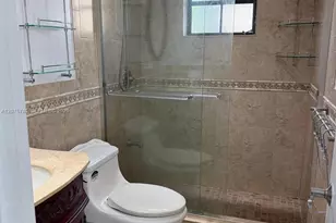 2775 W 71st Pl, Hialeah, FL 33016 - Photo 7