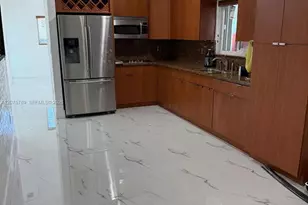 2775 W 71st Pl, Hialeah, FL 33016 - Photo 15