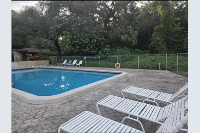 9400 Live Oak Pl #205, Davie, FL 33324 - Photo 11