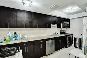 18061 Biscayne Blvd, Aventura, FL 33160 - Photo 15