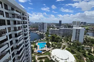 2500 Parkview Dr, Hallandale Beach, FL 33009 - Photo 21