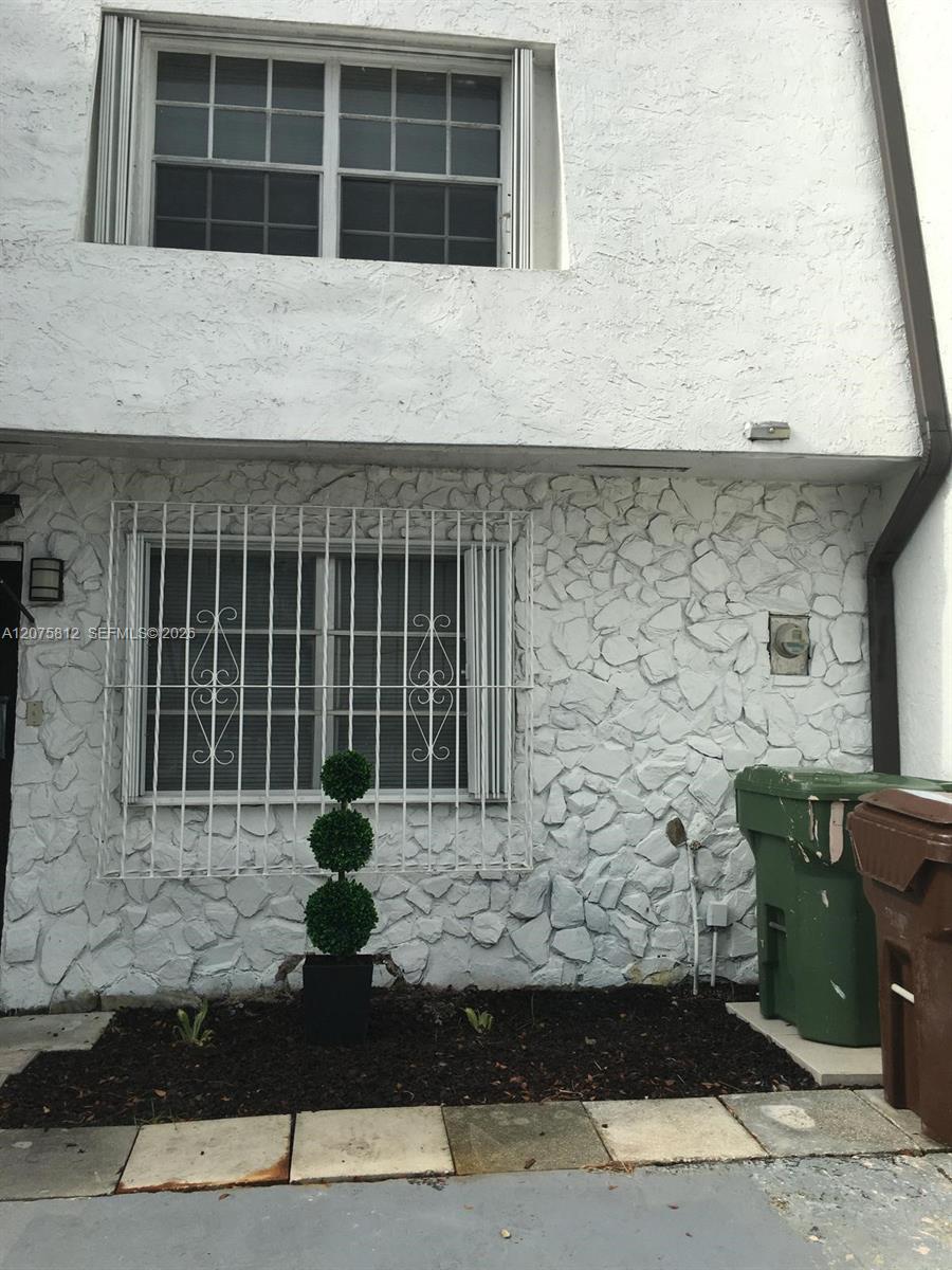 669 W 80th St #0 - 669 W 80th St #0, Hialeah, FL 33014 Luxury Property | Jose Angel Pina