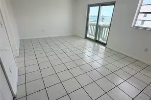 2001 Bay Dr, Miami Beach, FL 33141 - Photo 9
