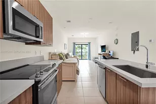 8301 NW 41st St, Doral, FL 33166 - Photo 7