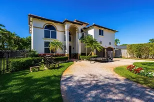 12071 SW 1st St, Miami, FL 33184 - Photo 1