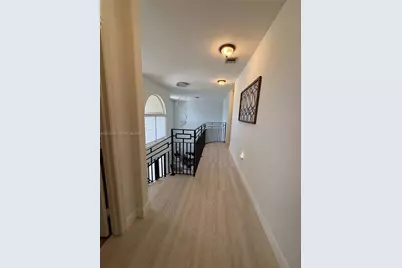 12071 SW 1st St, Miami, FL 33184 - Photo 13