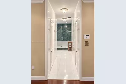 12071 SW 1st St, Miami, FL 33184 - Photo 15