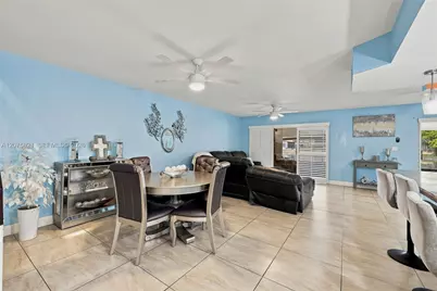 958 Mockingbird Ln #513, Plantation, FL 33324 - Photo 9
