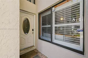 958 Mockingbird Ln, Plantation, FL 33324 - Photo 47