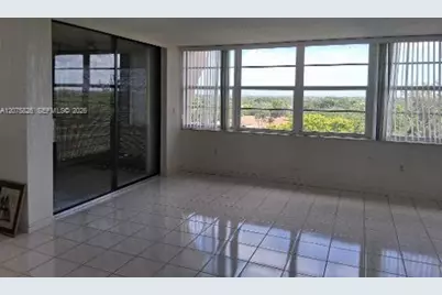 900 St Charles Pl #PH5, Pembroke Pines, FL 33026 - Photo 3