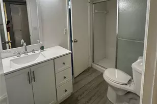 3777 NW 78th Ave, Davie, FL 33024 - Photo 7