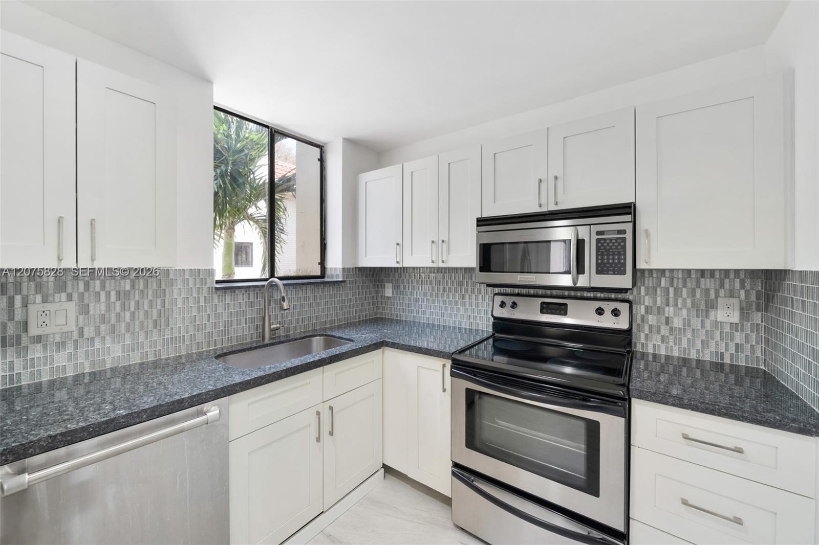 1401 NE 9th St #26 - 1401 NE 9th St #26, Fort Lauderdale, FL 33304 Luxury Property | Jose Angel Pina