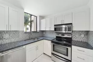 1401 NE 9th St, Fort Lauderdale, FL 33304 - Photo 1
