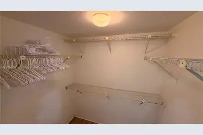 100 Bayview Dr #431, Sunny Isles Beach, FL 33160 - Photo 9