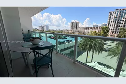 100 Bayview Dr #431, Sunny Isles Beach, FL 33160 - Photo 1