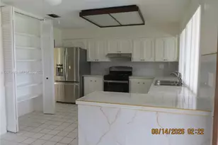 8570 Sunset Strip, Sunrise, FL 33322 - Photo 9