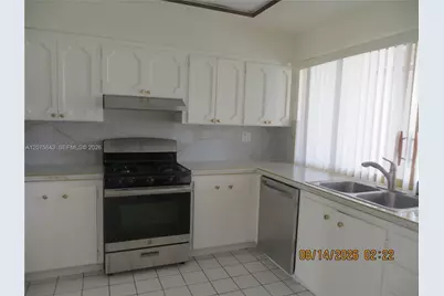 8570 Sunset Strip #8570, Sunrise, FL 33322 - Photo 5