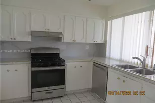 8570 Sunset Strip, Sunrise, FL 33322 - Photo 5