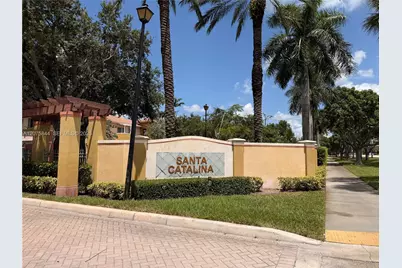 102 S Santa Catalina Cir #102, North Lauderdale, FL 33068 - Photo 1