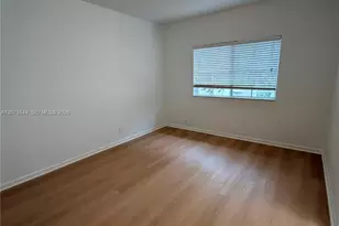 102 S Santa Catalina Cir, North Lauderdale, FL 33068 - Photo 13