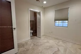3889 NW 5th St, Miami, FL 33126 - Photo 17