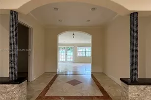 3889 NW 5th St, Miami, FL 33126 - Photo 7
