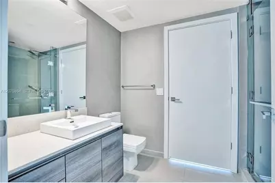 1080 Brickell Ave #4109, Miami, FL 33131 - Photo 17