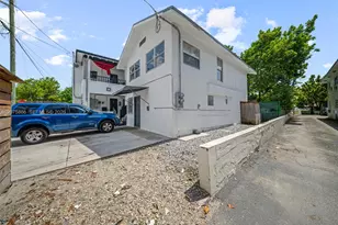 500 SW 8th Ave, Miami, FL 33130 - Photo 11