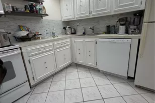 2000 Atlantic Shores Blvd, Hallandale Beach, FL 33009 - Photo 5