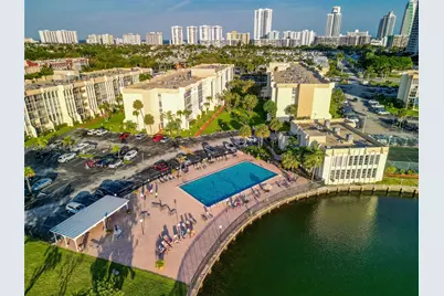 2000 Atlantic Shores Blvd #407, Hallandale Beach, FL 33009 - Photo 21