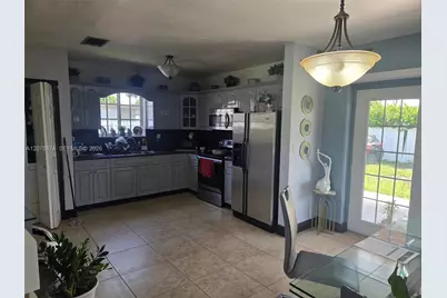 4601 W 9th Ave, Hialeah, FL 33012 - Photo 7