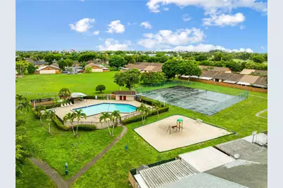 6711 NW 193rd Ter #6711, Hialeah, FL 33015 - Photo 33